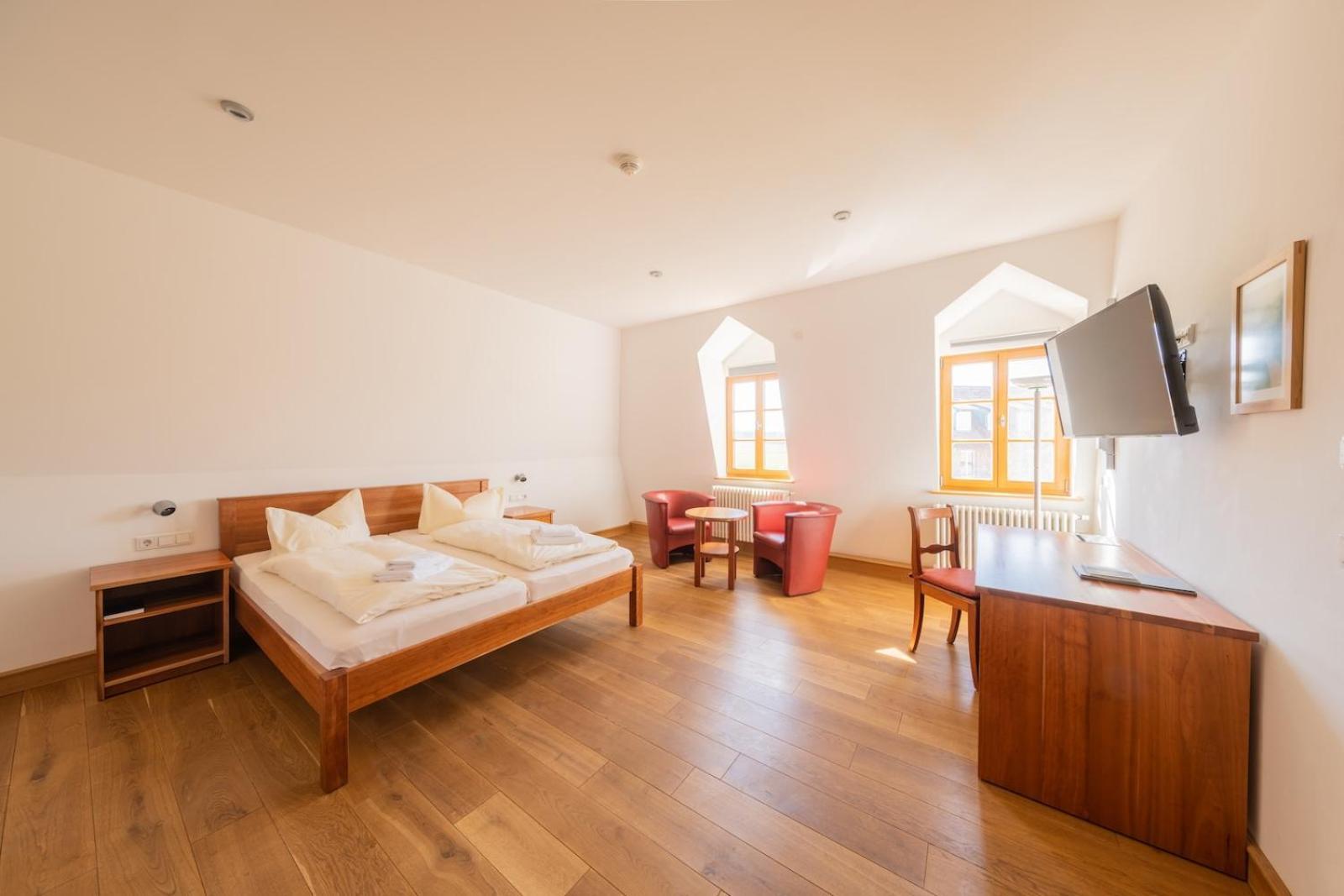 Biohotel Stiftsgut Wilhelmsgluecksbrunn Creuzburg Экстерьер фото