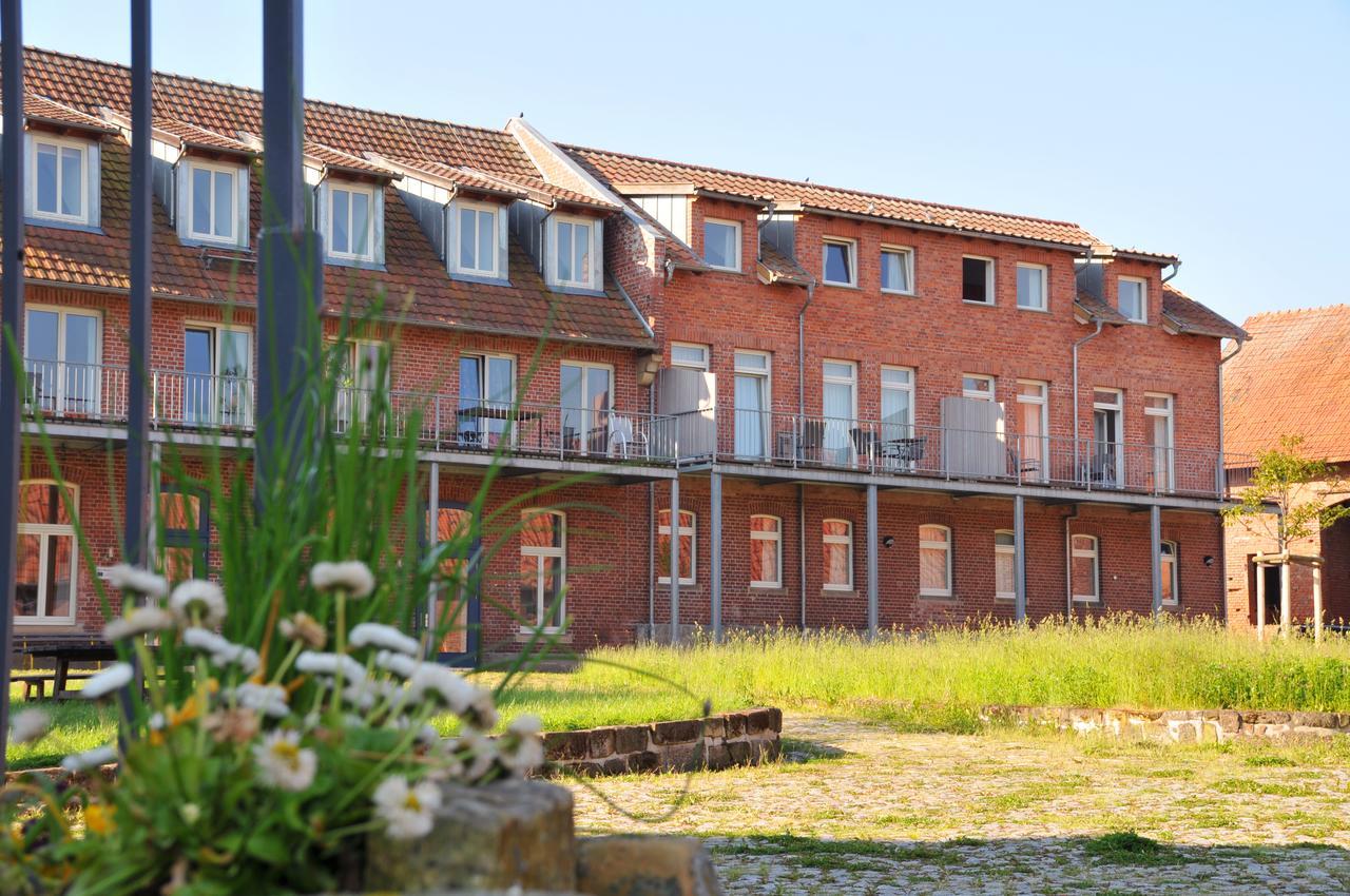 Biohotel Stiftsgut Wilhelmsgluecksbrunn Creuzburg Экстерьер фото